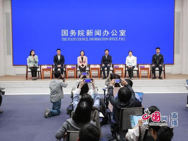 污染源监测一线工作者谷树茂：爬烟囱成为习惯守护祖国的绿水青山
